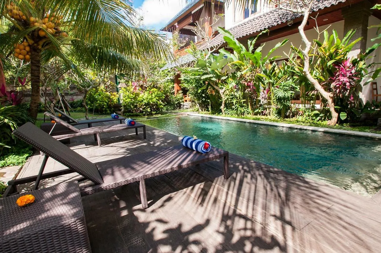 Flamboyant Villa Ubud Hotel
