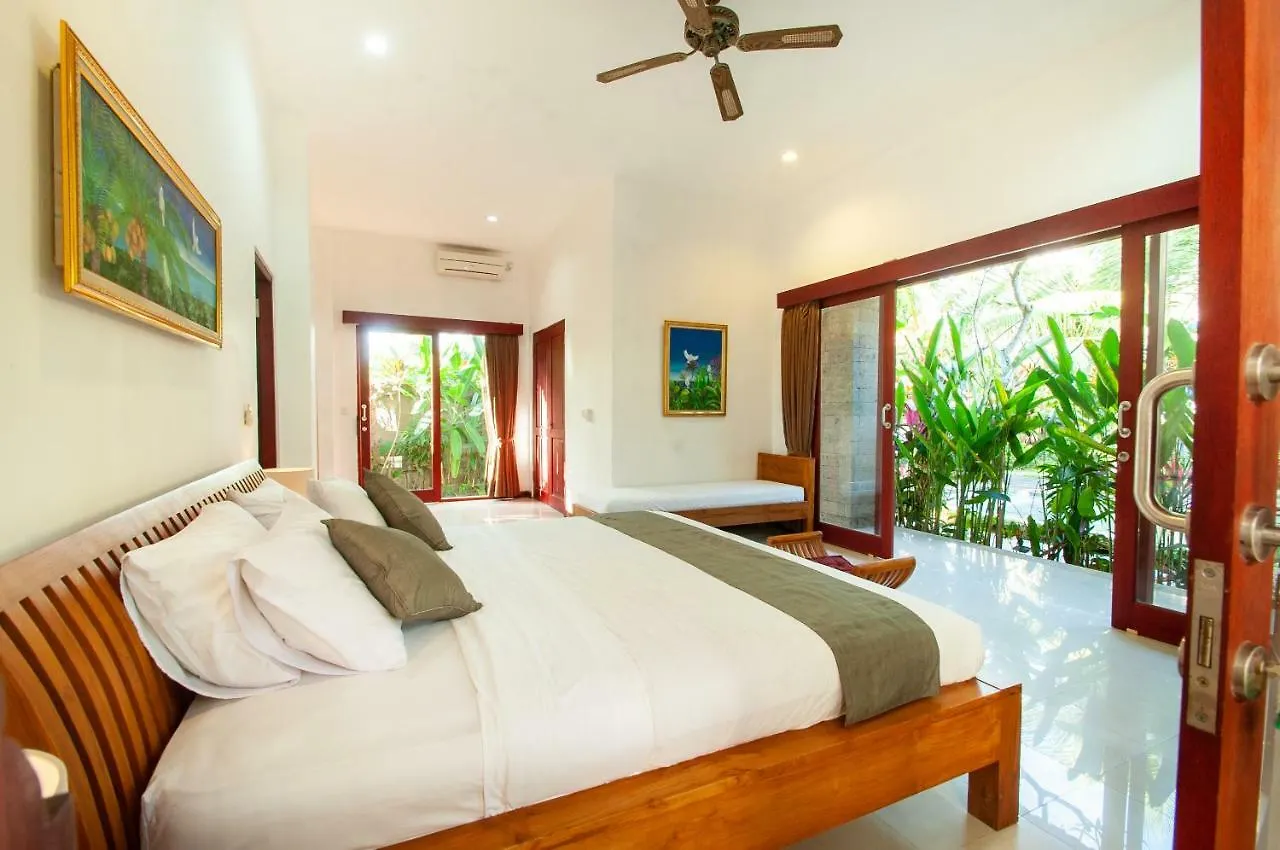 Flamboyant Villa Ubud Hotel